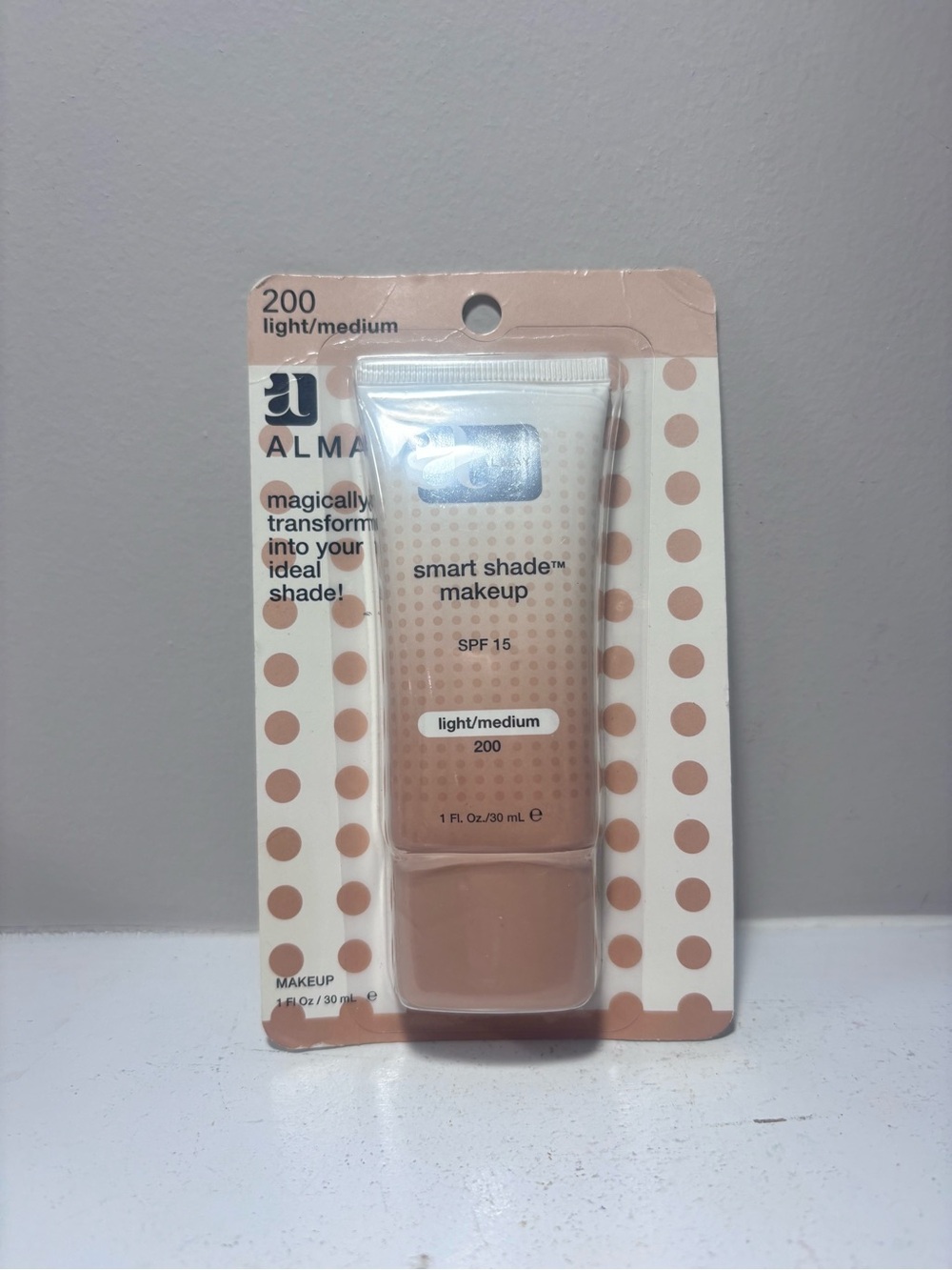 Almay Smart Shade Makeup SPF 15 - Light/Medium 200